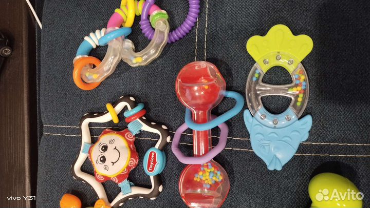 Прорезыватели и погремушки пакетом