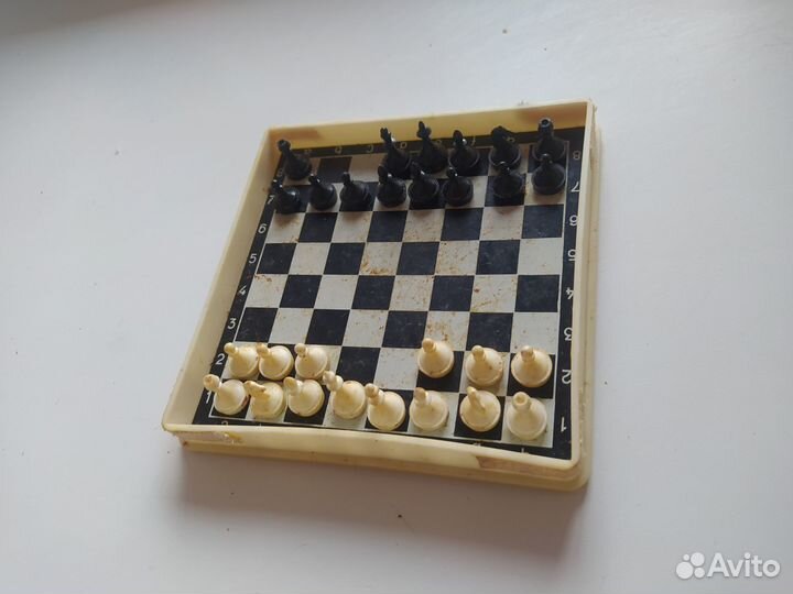 Магнитные шахматы