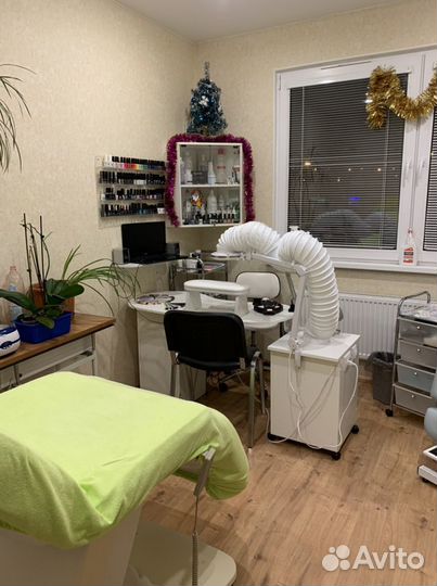 Маникюр с покрытием гель лак