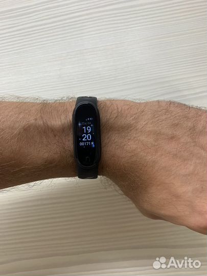 Фитнес трекер leef Nex