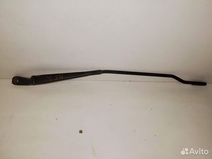 Поводок стеклоочистителя Volkswagen Passat B5