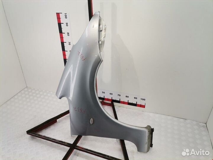 Крыло переднее правое для Peugeot-Citroen Picasso