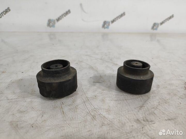 Крепление радиатора Toyota Ipsum ACM21W 2azfe 2002