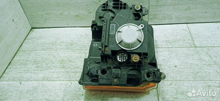 Блок фара правая