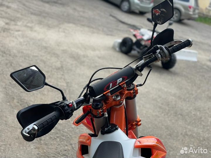 Мотоцикл Regulmoto Holeshot 300