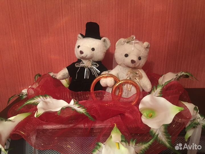 Свадебные украшения на машину