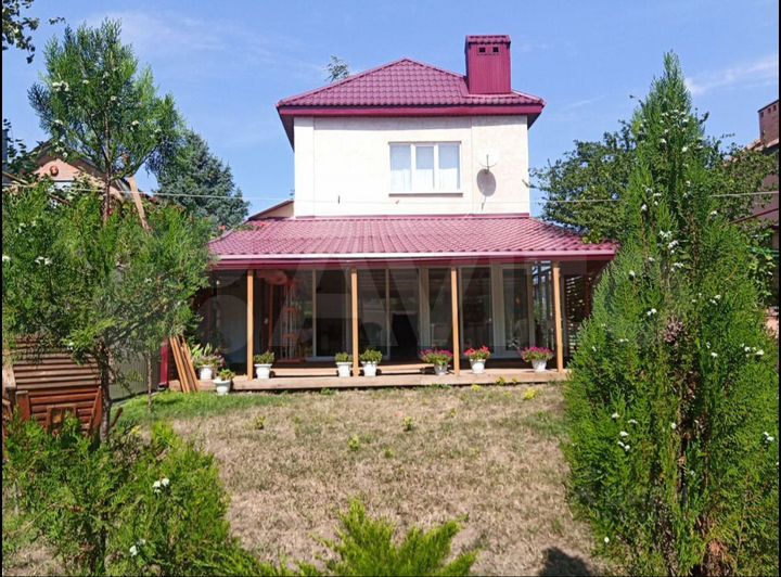 Дом 122 м² на участке 5 сот.