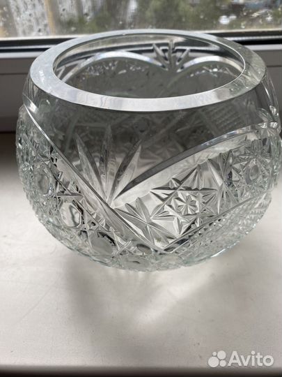 Хрустальная ваза