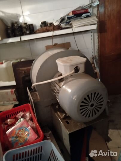 Вентилятор Bahcivan OBR 200 M-2K