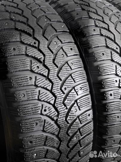 Bridgestone Blizzak Spike-01 225/60 R17 103T