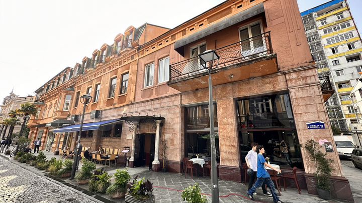 Гостиница 3054 м² (Грузия)