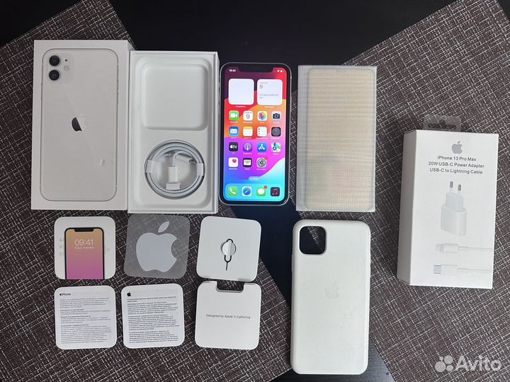 iPhone 11 128 Gb White Ростест