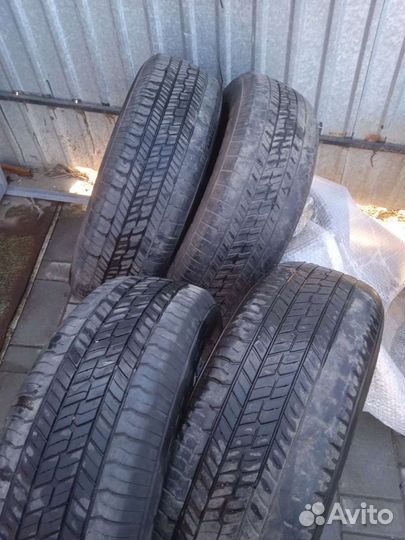 Yokohama A510 215/70 R16