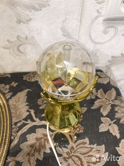 Светильник настольный