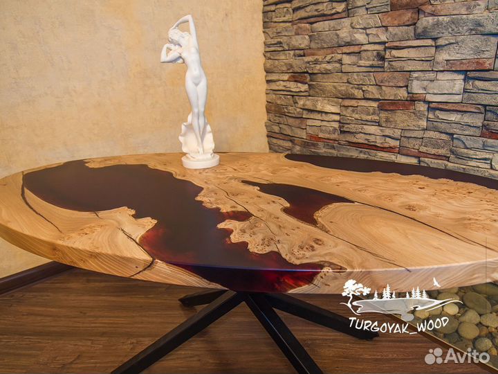 Журнальный столик из слэбов капового карагача