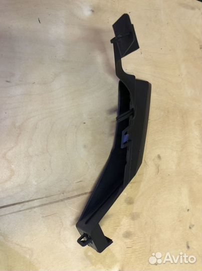 Кронштейн крепления фары