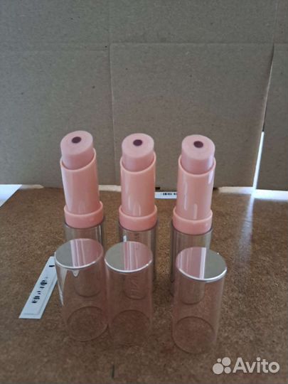 Увлажняющий бальзам для губ Clinique