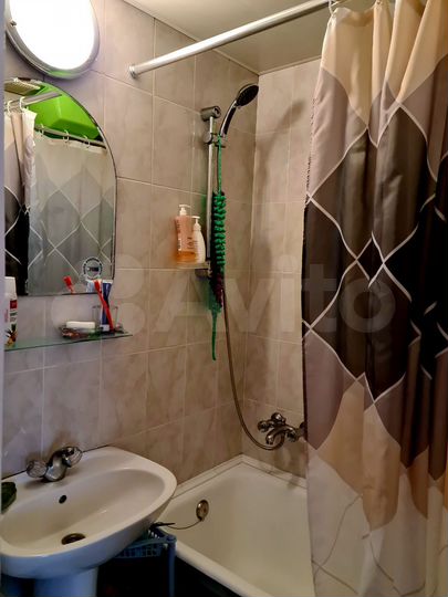 Комната 24 м² в 2-к., 8/9 эт.