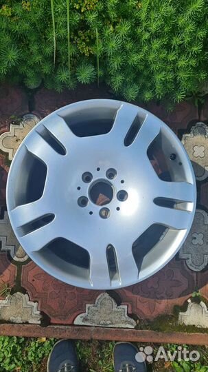 Диски Мерседес S class W221 R18