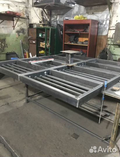 Кровать лофт из металла 180х200