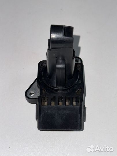 Датчик расхода воздуха Toyota Mark X