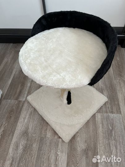 Когтеточка с лежанкой