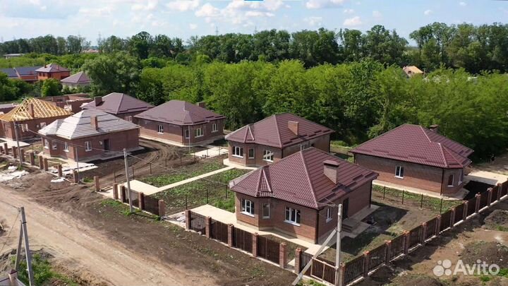 Аэросъемка с квадрокоптера недвижимости 3d туры