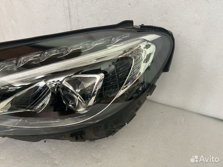 Левая фара LED mercedes 205