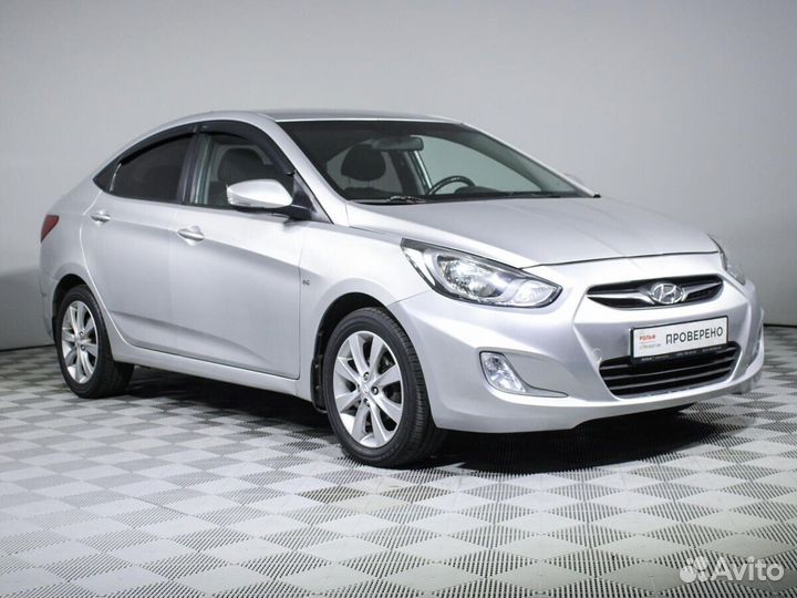 Hyundai Solaris 1.6 AT, 2011, 72 389 км