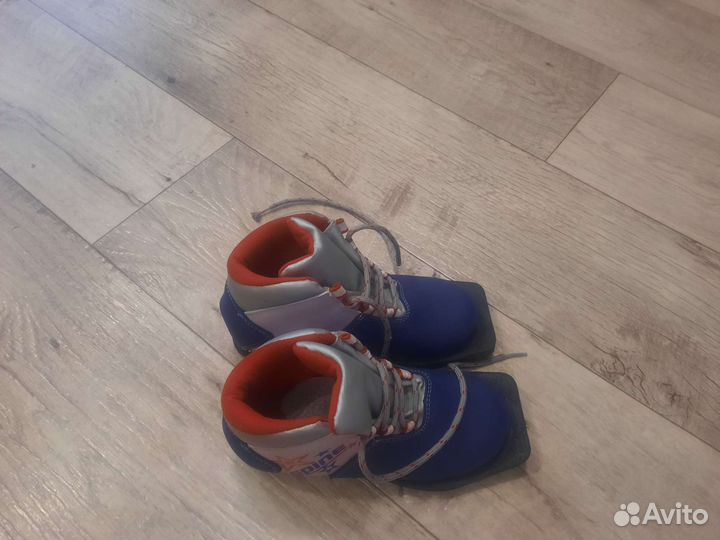 Беговые лыжи