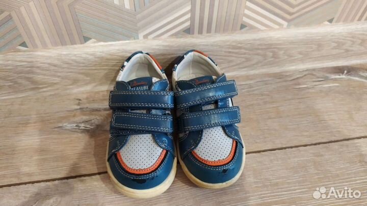 Кроссовки для мальчика 22 размер