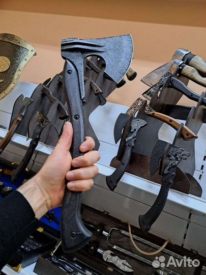 Топор кованный