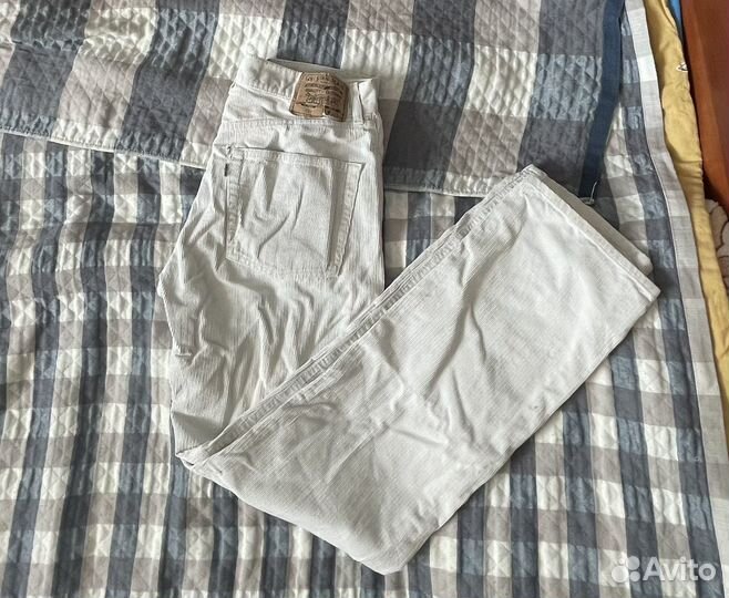Джинсы levis 551