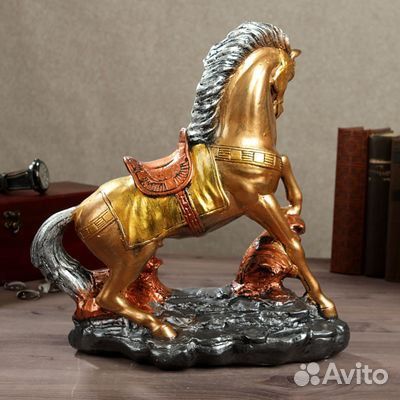 Сувенир - подарок - статуэтка лошадь