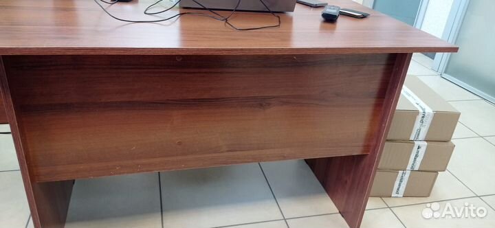 Письменный стол для школьника новый