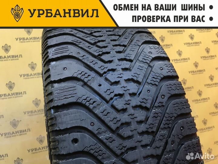 Goodyear UltraGrip 500 215/55 R17 94T