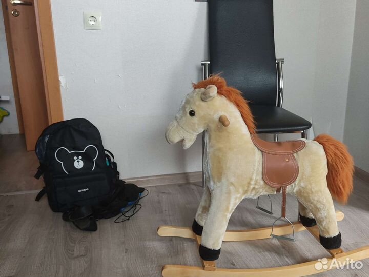 Детская качалка лошадь