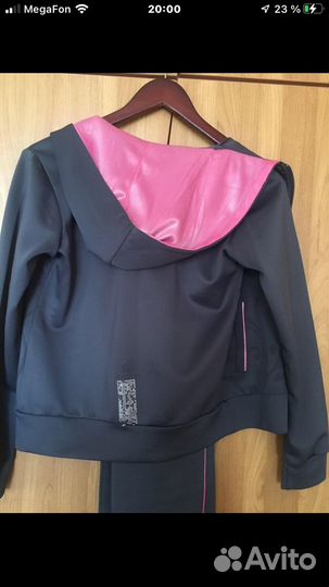 Спортивный костюм женский