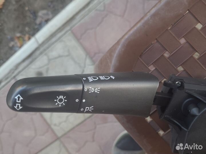 Подрулевой переключатель