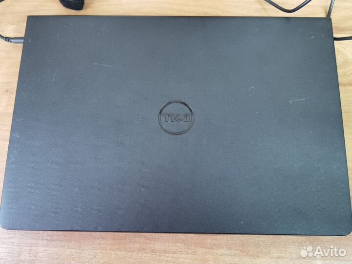 Ноутбук dell Inspiron 15 i3 6006U