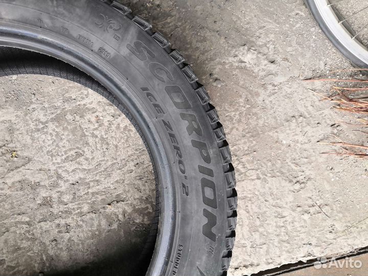 Pirelli Scorpion Ice Zero 2 225/60 R19