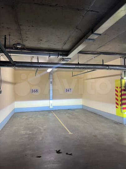 Машиноместо