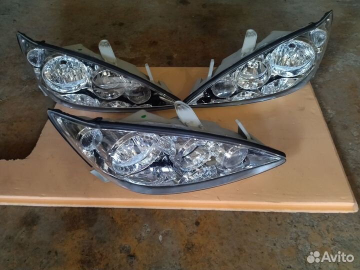 Фары на toyota camry 30