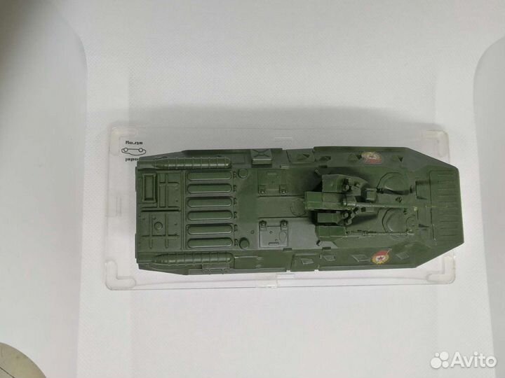 Модель бтр-80а 1/43