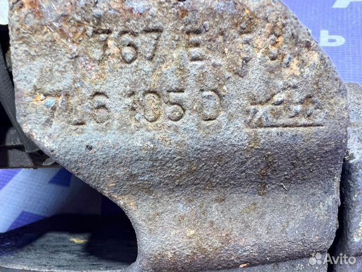 Суппорт передний левый Volkswagen Touareg 7L BAC