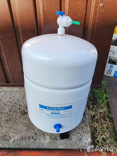 Накопительный бак дл обратного осмоса