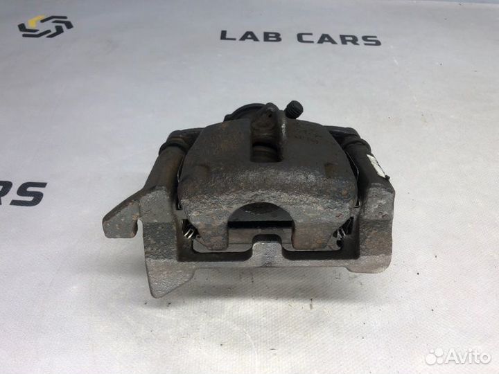 Суппорт тормозной задний левый Audi A5 8T cgka 2.7