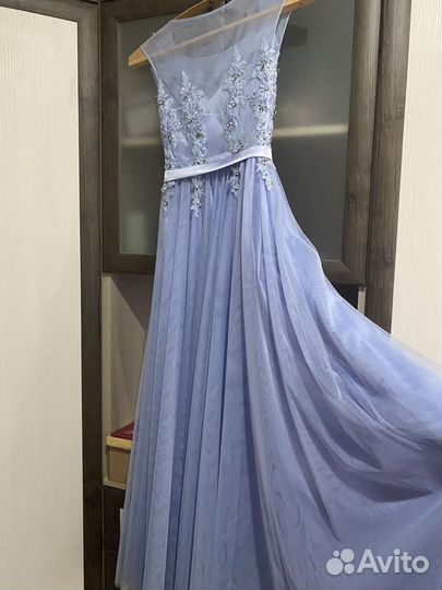 Вечернее платье