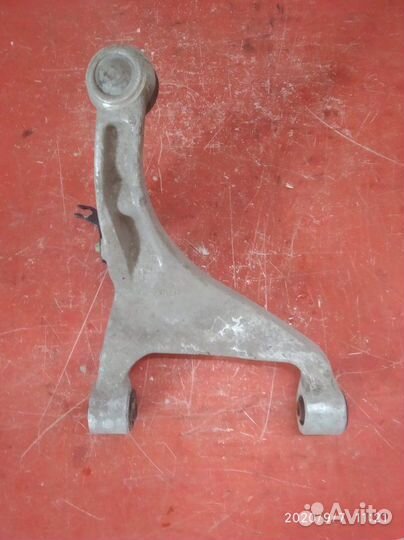 Рычаг подвески задний правый Nissan Teana J32