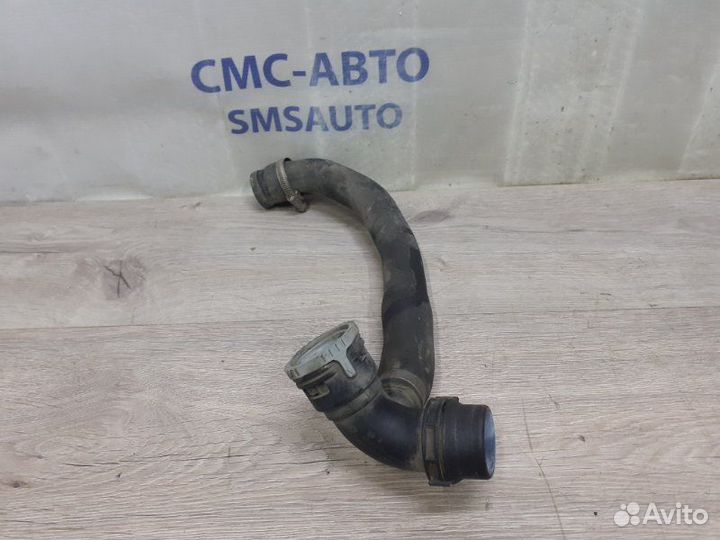 Патрубок охлаждения Volvo Xc70 хс70